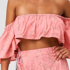 Pitusa - lemon crop top